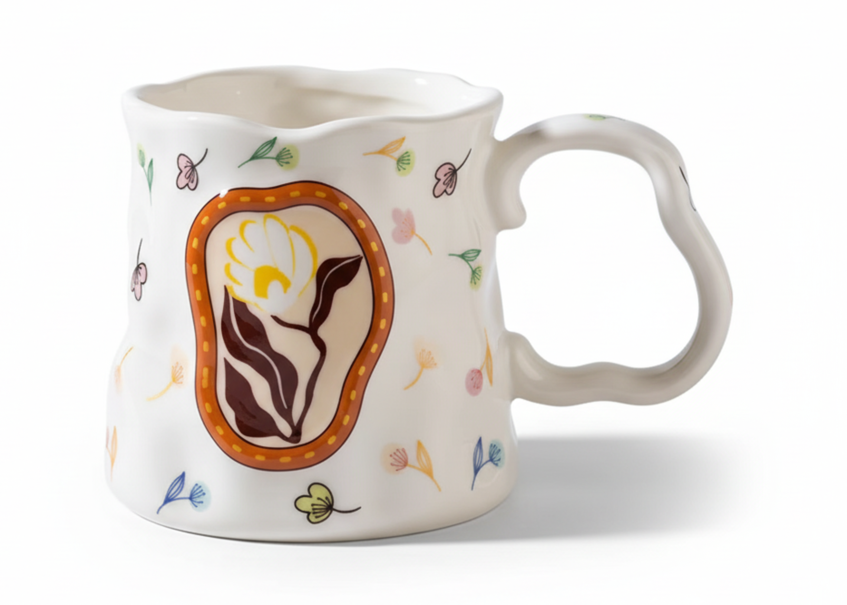 Handmade Porcelain Mug – Daisy Art Cream Sculpted | ماج بورسيلين يدوي – فن الأقحوان الكريمي المنحوت