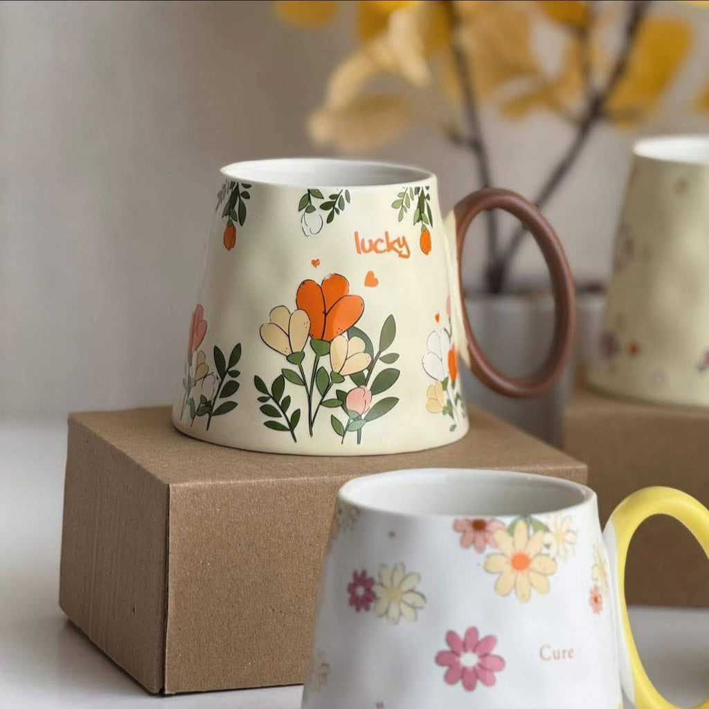 Cute Porcelain Mug Daisy Footed Yellow