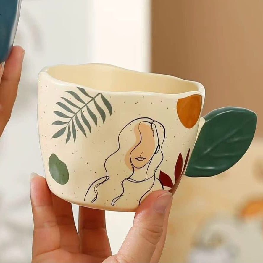 مج بورسيلين بتصميم Line Art امرأة - فانيلا كريم